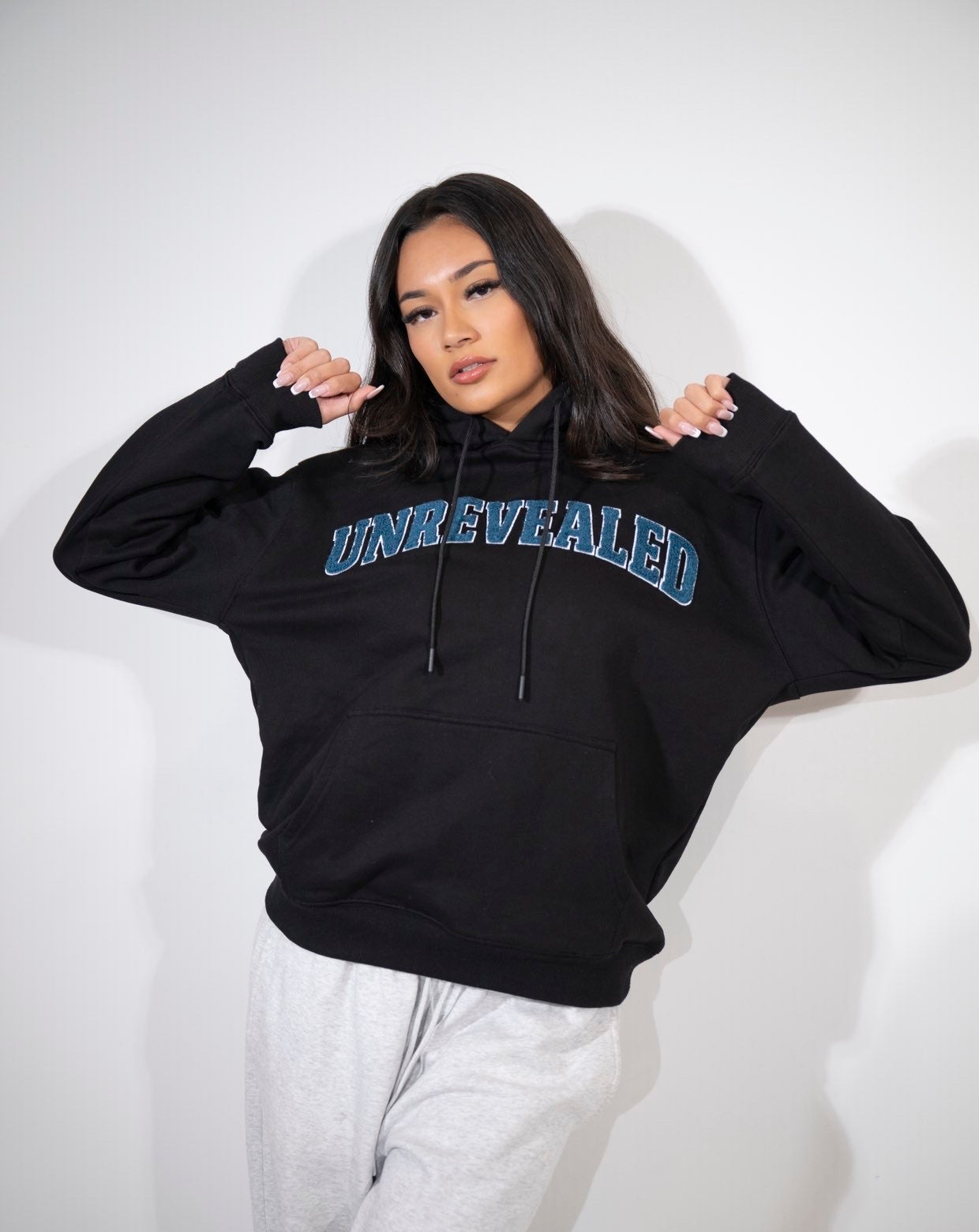 “ENGRAVED” HOODIE - TEAL